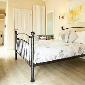 Large Double Room Countryside View